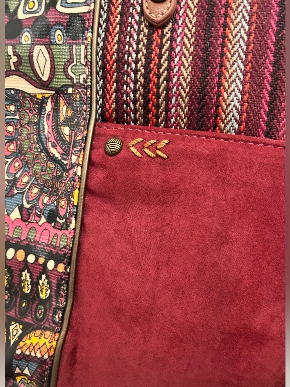 Sakroots Metro Tote Burgundy Faux Suede & Multicolor Pattern Shoulder Bag - Picture 5 of 16